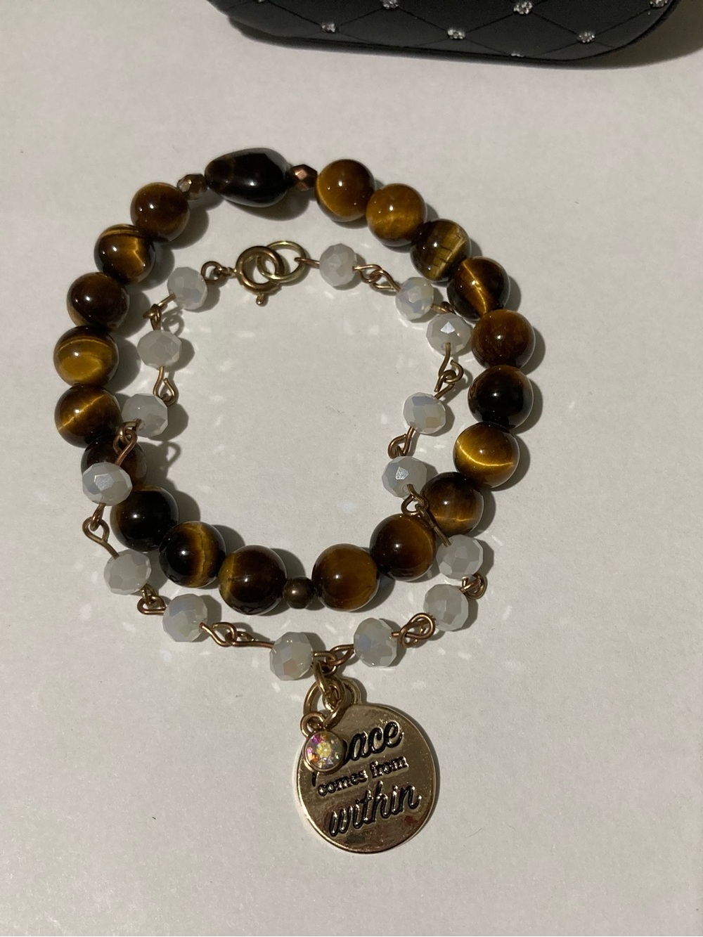 Bracelets - Picture 3 of 7